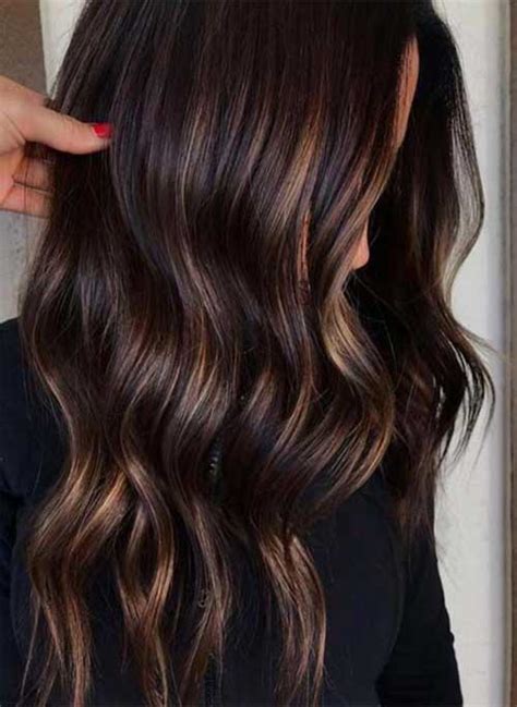 It is suitable for creating reflections and giving brightness to any type of complexion. Best 20 Chocolate Brown Hair Color | Hairstyles and ...