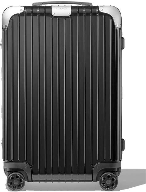 If you are traveling with more than one. Rimowa Hybrid Check-In M Spinner Luggage