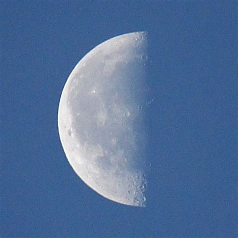Last Quarter Moon Rises Around Midnight Sky Archive Earthsky