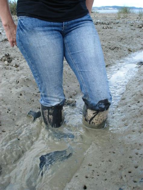 Pin By Mike Dudley On Quicksand Cute Rain Boots Mud Boots Vintage Boots