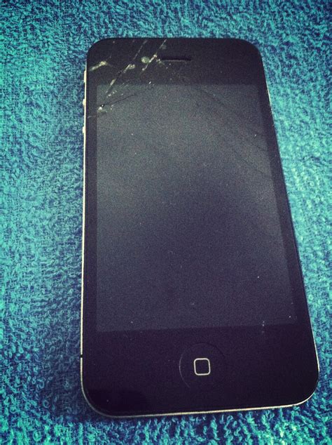 Cracked Iphone 5 Screen Repair And Replace Call Us Today  Flickr