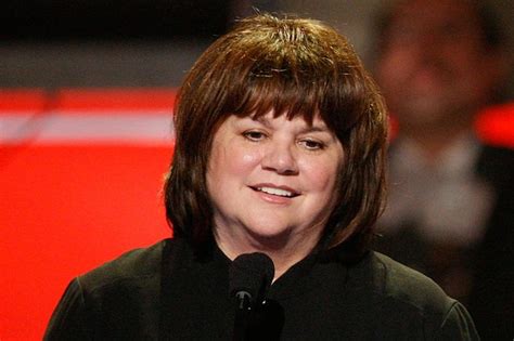 Linda Ronstadt Opens Up About Her Parkinsons Disease