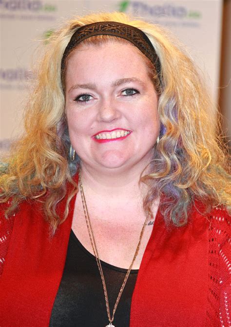 Colleen Hoover Biography Books It Ends With Us And Facts Britannica
