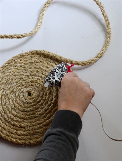 You can literally make any vessel you would want with this technique! Simple DIY Rope Basket