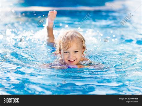 Child Learning Swim Image And Photo Free Trial Bigstock
