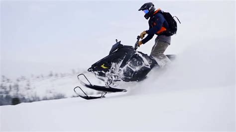 Backcountry Snowmobiling In Deep Powder Polaris Rmk Snowmobile Youtube