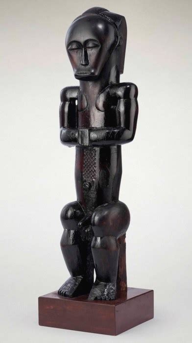 A Fang Male Ntumu Reliquary Guardian Figure