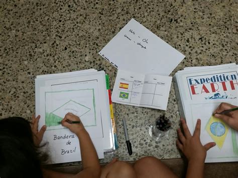 Mi Escuelita Montessori Homeschooling Dias De Escuela School Days