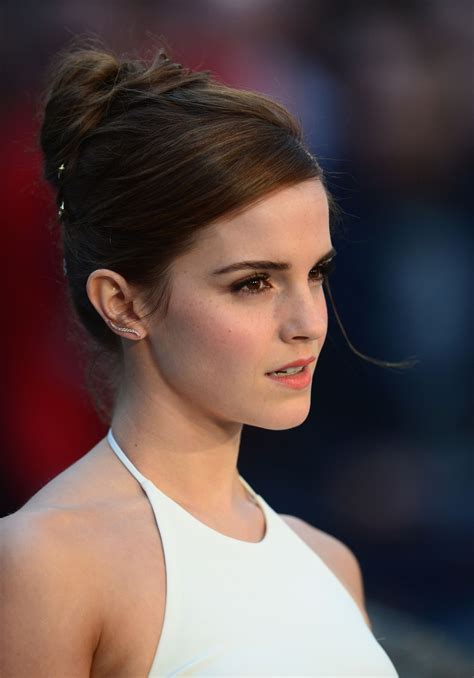 Emma Watson Is Trying To Make Hair Gems Happen Glamour