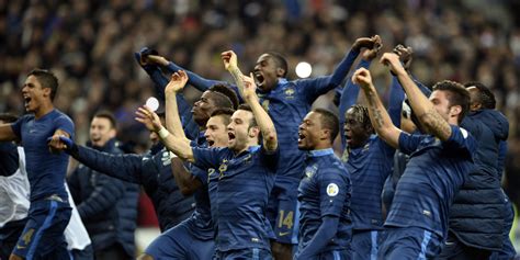 Capacité d'accueil, caractéristiques techniques, historique, emplacement. France 3-0 Ukraine: Les Bleus Dramatically Qualify For World Cup (PICTURES)