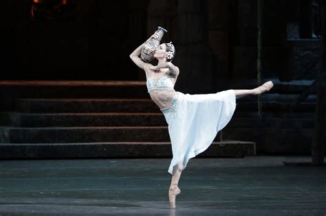 Olga Smirnova in La Bayadère Bolshoi Ballet April Vaganova Today