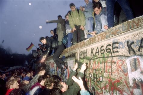 30 Years Since The Fall Of The Berlin Wall Foreign Policy