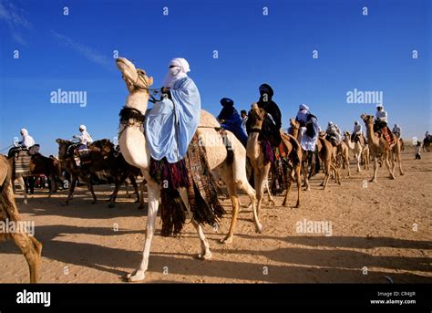 Tunisia Kebili Governorate Douz Desert Festival Tuaregs On Their