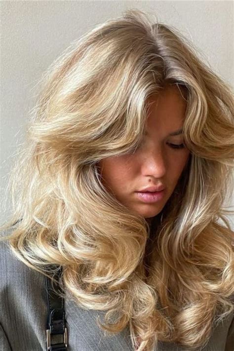 Fluffy Hair Is All About Cushioned And Airy Volume Says Celebrity Hairstylist Tom Smith Thick