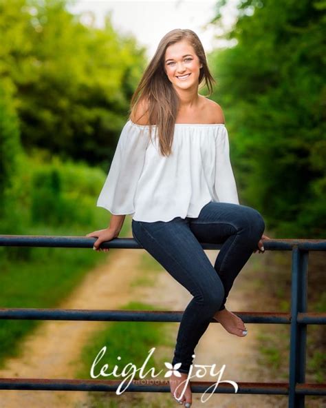 Its Time Senior Sessions Are Booking Now I Have 2 Openings In