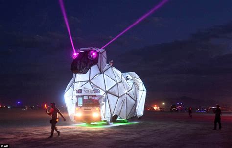 Burning Man Lights Up Nevada Desert As 600000 Festival Revelers Party