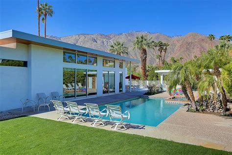 More 44k Different Dates Mid Century Modern Estate In Old Las