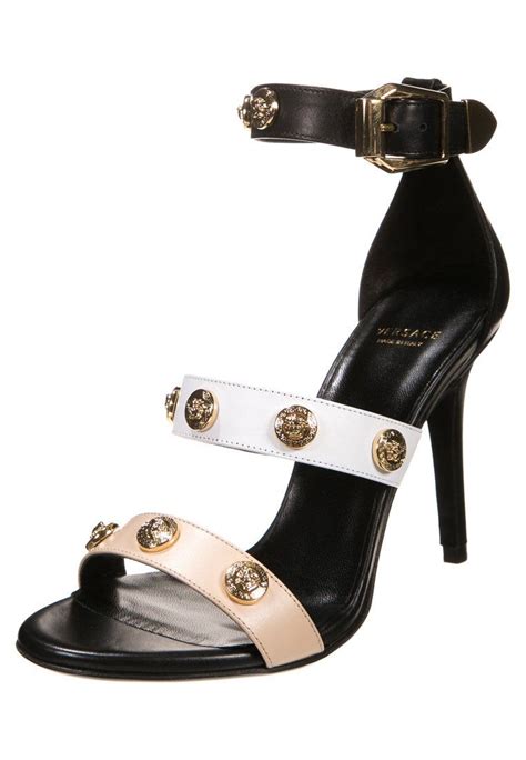 Versace Signature Sandales à Talons Hauts Versace Pickture