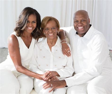9 Parenting Tips From Michelle Obama And Her Mom Huffpost Parents