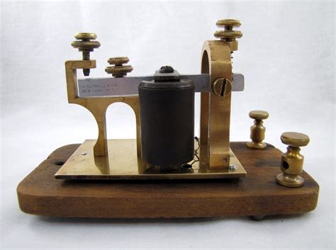 1895 Antique Jh Bunnell And Co Morse Code Telegraph Key Sounder