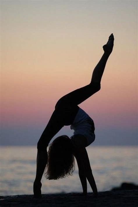 Hot And Flexible Girls Dance Photography Dance Poses Gymnastics Poses