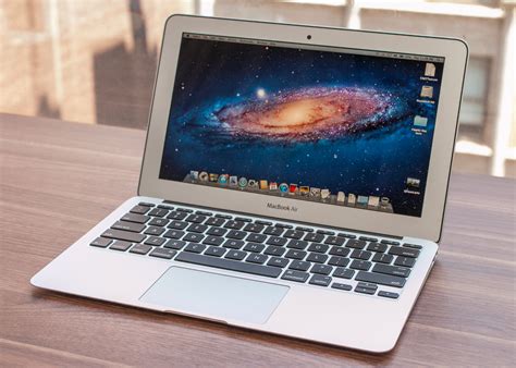Apple Macbook Air 11 Inch Review Cnet