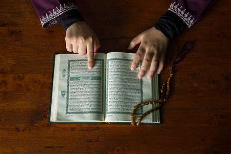 Dapat Pahala Ini 5 Keutamaan Membaca Surat Al Fatihah Umroh