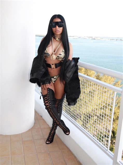 Nicki Minaj Shows Off Her Bikini Body On Instagram And Wow This Weeks Must See Capital
