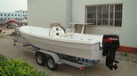 Erosion Resistant Fiberglass Fishing Boats Easy Operate 68 M For Water