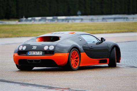 Last bugatti veyron super sport auction. Bugatti Veyron Review (2017) | Autocar