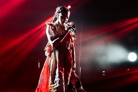 Check Out Pics Of FKA Twigs Performance At The NME Awards 2020