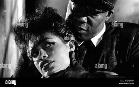 Rosario Dawson And Michael Clarke Duncan Film Sin City Usa 1005