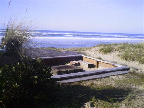 Places to stay in oceanside oregon. VacationRentals411.com: Oceanside, Oregon: Seafarer's Cabin