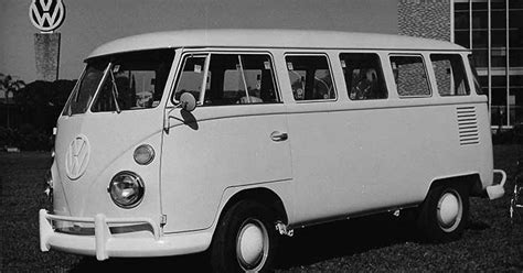 HistÓria Volkswagen Kombi 60 Anos