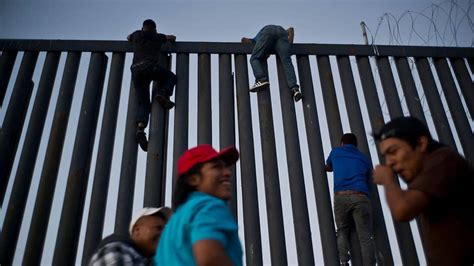 Migrant Caravan Members May Be Planning ‘human Stampede At Us Border