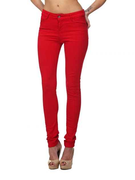 Choose The Best Red Jeans For Women