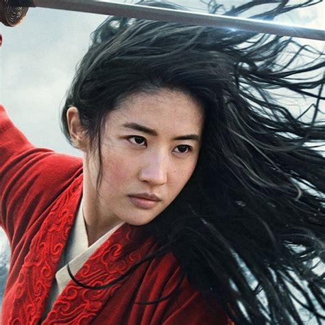 Mulan's story has been told to all the chinese of their childhood for over a thousand years. Streaming Mulan 2020 : Disney S Mulan Scores 33 5 Million ...