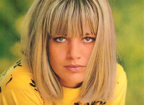 Last updated november 25, 2019. Catherine Spaak: età, altezza, peso, 4 mariti, 2 figli, nuova vita, il suo hotel