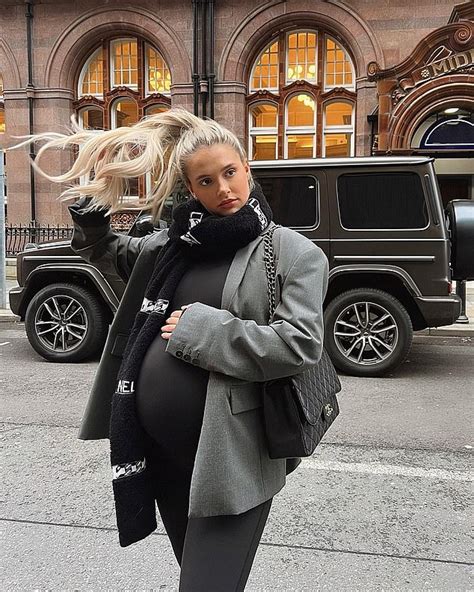 Pregnant Molly Mae Hague Displays Her Bump As She Poses In Front Of Her