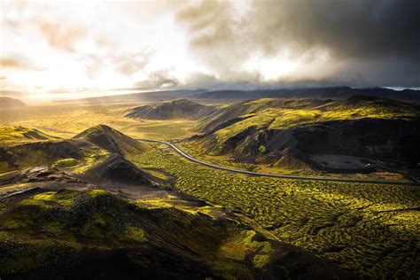 From the central mountains to the many spectacular coastlines, iceland's dramatic nature makes sure than there are not many boring scenes. Iceland Photography Guide from Landscape Photographer ...