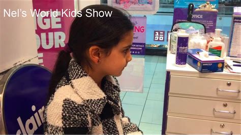7 Year Old Getting Ears Pierced At Claires First Time Getting Ears Pierced Ականջներ ծակելը