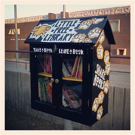 17 Best images about Neighborhood Book Exchange Box on Pinterest | The ...