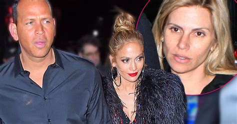 Alex Rodriguezs Ex Wife Allegedly Slammed Jennifer Lopez Amid Lawsuit