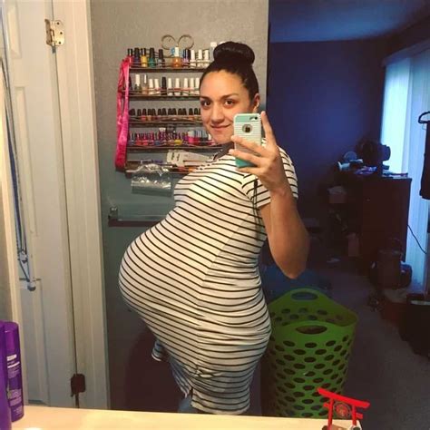 Crazy Twin Pregnancy Moments Youll Never Forget Twiniversity