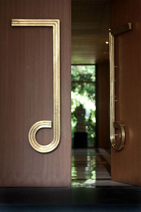 We offer door hardware with decorative entry door sets with almost any pattern you could hope for, including ornate victorian designs, rope or beaded sets, egg and dart patterns, and some unique art nouveau sets. Discover a world of jewelry and design with artistic ...