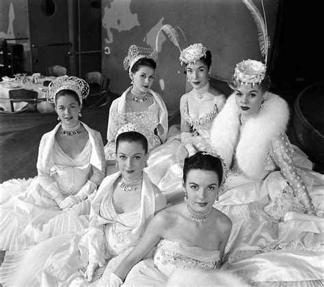 Vintage Photos Of Chorus Girls In Dress Room Backstages From Between