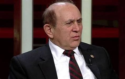 Peker, ümitcan uygun'un soylu'nun devreye girmesiyle serbest kaldığını öne sürdü. Burhan Kuzu: "Tayyip Bey herkese makam verdi bir tek bana ...