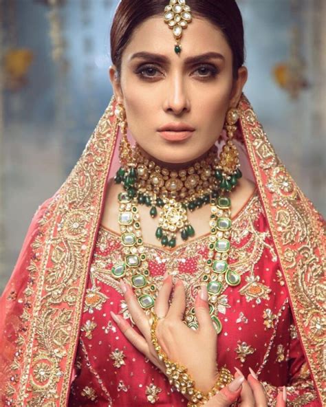 Ayeza Khan Looks Ethereal In Latest Bridal Shoot Lens