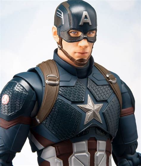 While iron man and thor got much bigger arcs in infinity war having seen the set photos, trailers and promos, captain america is going to wear at least 4 suits in his final film. Avengers-Endgame-Captain-America-Jacket - Ultimate Jackets ...