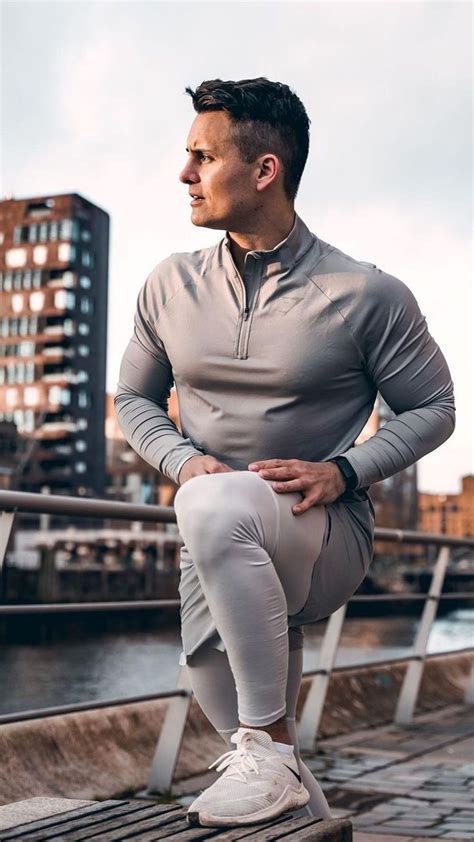 Gymshark Men S Outfits In Sporty Outfits Workout Clothes Mens Outfits